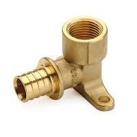 STOUT Угольник 16xRp 1/2" настенный с креплением для труб из сшитого полиэтилена аксиальный