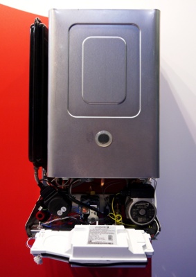 Котел настенный газовый Protherm Рысь (Lynx) 24 НК турбо двухконтурный